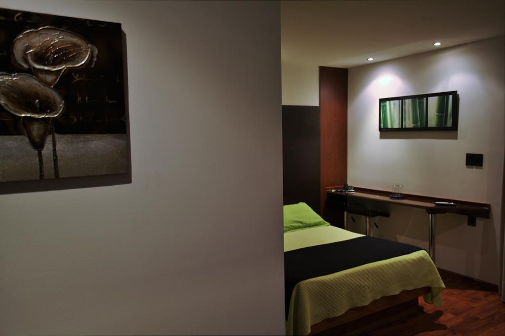 Sur Hotel Montevideo Room photo